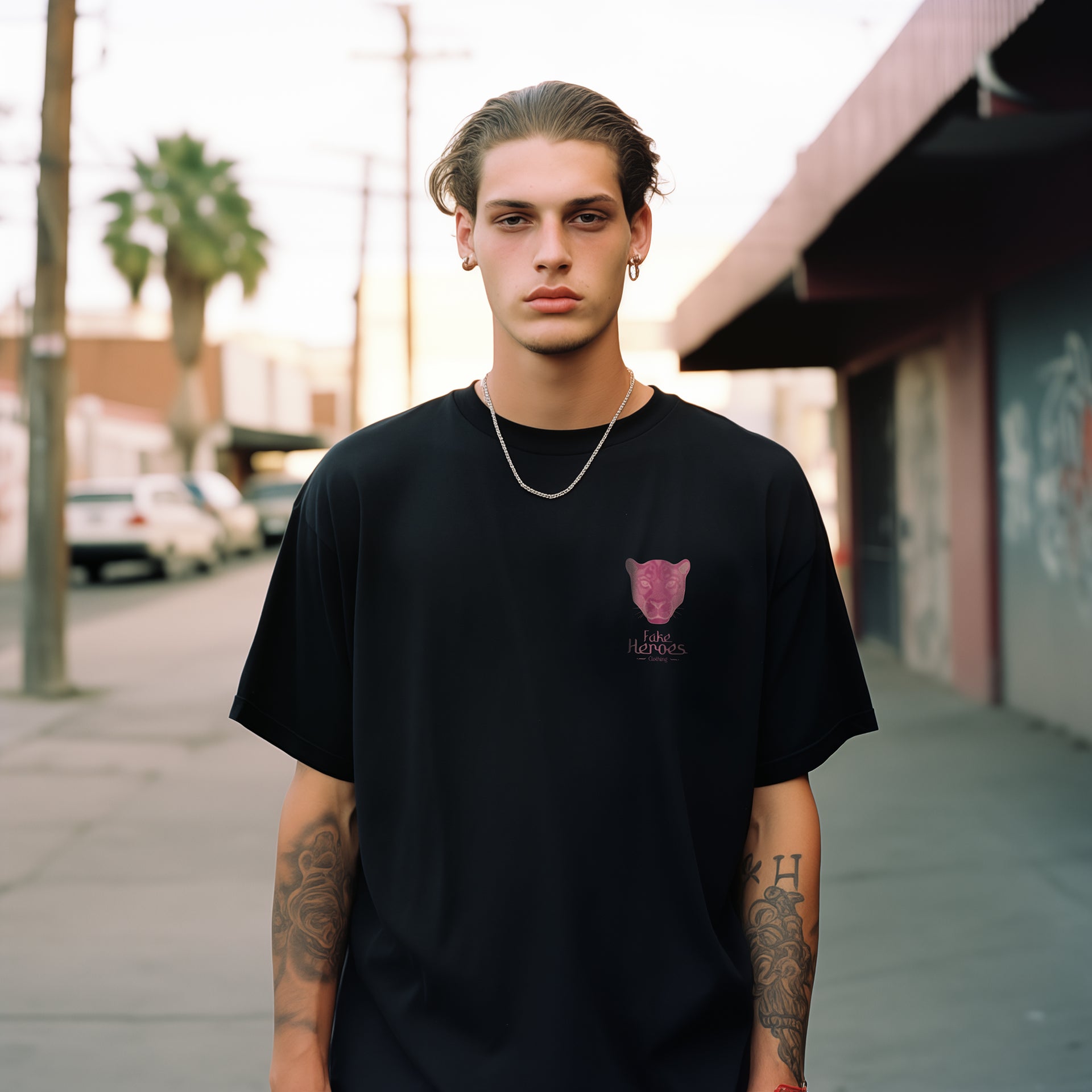 DISTRESSED PANTHER  HEAVYWEIGHT T-SHIRT